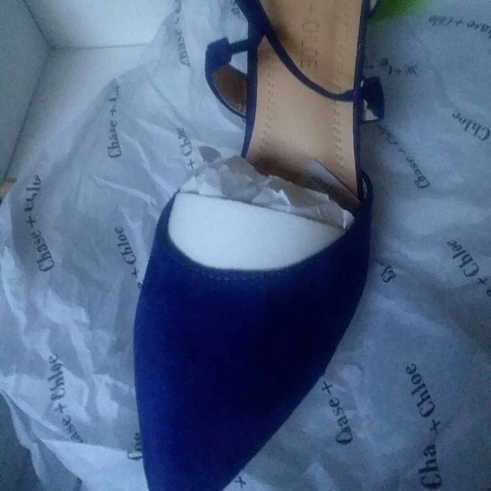 Shoes - Picture 4 of 4